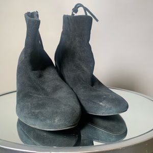 Steve Madden Booties Black Suede